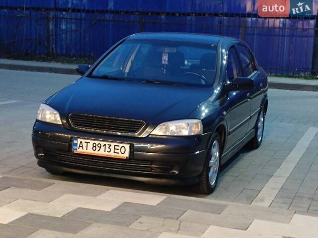 Черный Опель Астра, объемом двигателя 1.6 л и пробегом 246 тыс. км за 3700 $, фото 1 на Automoto.ua