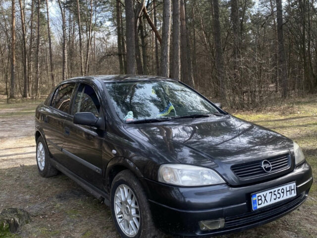 Чорний Опель Астра, об'ємом двигуна 1.6 л та пробігом 320 тис. км за 2600 $, фото 1 на Automoto.ua