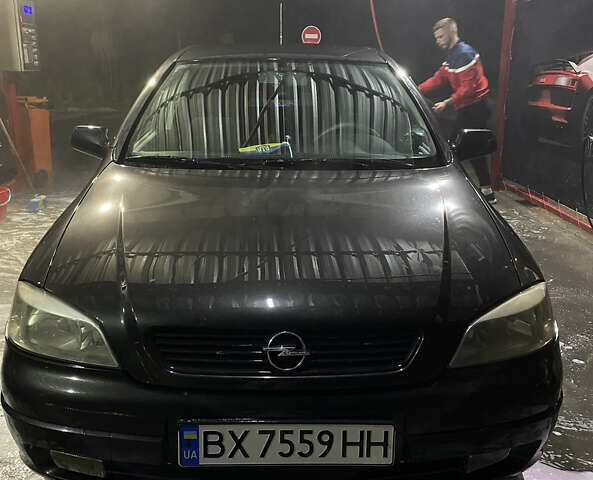 Чорний Опель Астра, об'ємом двигуна 1.6 л та пробігом 320 тис. км за 2900 $, фото 1 на Automoto.ua