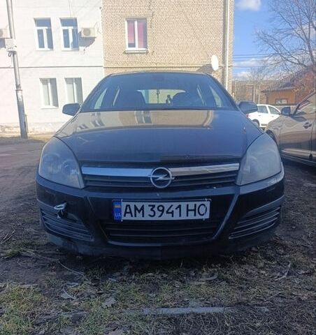 Чорний Опель Астра, об'ємом двигуна 1.6 л та пробігом 200 тис. км за 2100 $, фото 1 на Automoto.ua