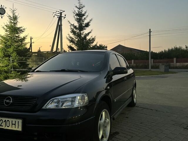 Чорний Опель Астра, об'ємом двигуна 1.6 л та пробігом 232 тис. км за 3900 $, фото 1 на Automoto.ua