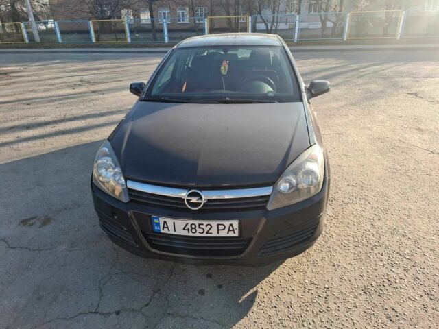 Черный Опель Астра, объемом двигателя 1.9 л и пробегом 283 тыс. км за 3200 $, фото 1 на Automoto.ua