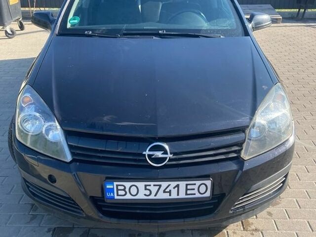 Чорний Опель Астра, об'ємом двигуна 1.6 л та пробігом 205 тис. км за 2600 $, фото 1 на Automoto.ua