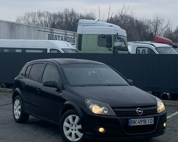 Чорний Опель Астра, об'ємом двигуна 1.6 л та пробігом 273 тис. км за 4000 $, фото 1 на Automoto.ua