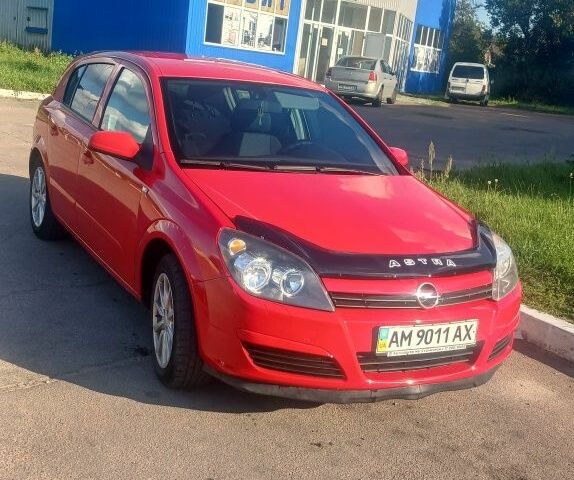 Чорний Опель Астра, об'ємом двигуна 1.6 л та пробігом 242 тис. км за 3900 $, фото 1 на Automoto.ua