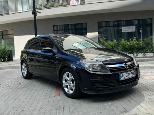 Чорний Опель Астра, об'ємом двигуна 1.36 л та пробігом 218 тис. км за 3900 $, фото 1 на Automoto.ua