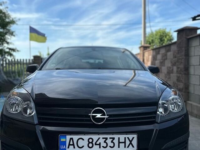 Черный Опель Астра, объемом двигателя 1.4 л и пробегом 262 тыс. км за 4800 $, фото 1 на Automoto.ua