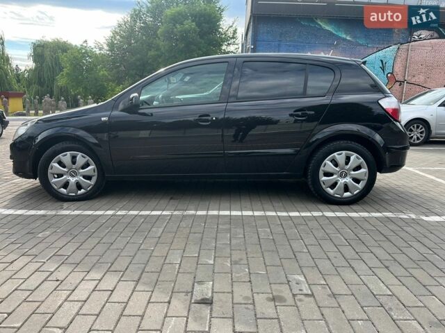 Чорний Опель Астра, об'ємом двигуна 1.8 л та пробігом 207 тис. км за 5300 $, фото 1 на Automoto.ua
