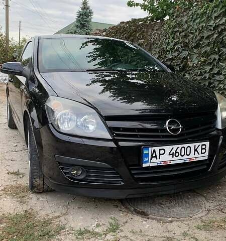 Черный Опель Астра, объемом двигателя 1.91 л и пробегом 313 тыс. км за 4300 $, фото 1 на Automoto.ua