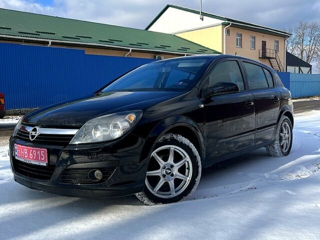 Черный Опель Астра, объемом двигателя 16 л и пробегом 208 тыс. км за 5100 $, фото 1 на Automoto.ua