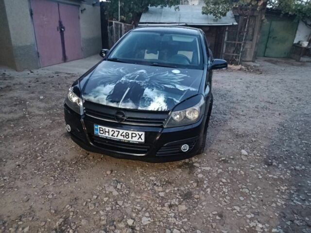 Черный Опель Астра, объемом двигателя 1.4 л и пробегом 170 тыс. км за 4500 $, фото 1 на Automoto.ua