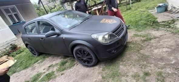 Чорний Опель Астра, об'ємом двигуна 2 л та пробігом 350 тис. км за 1600 $, фото 1 на Automoto.ua