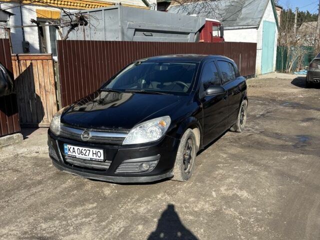 Черный Опель Астра, объемом двигателя 1.6 л и пробегом 220 тыс. км за 4800 $, фото 1 на Automoto.ua
