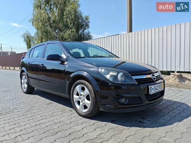 Чорний Опель Астра, об'ємом двигуна 1.6 л та пробігом 230 тис. км за 4900 $, фото 1 на Automoto.ua