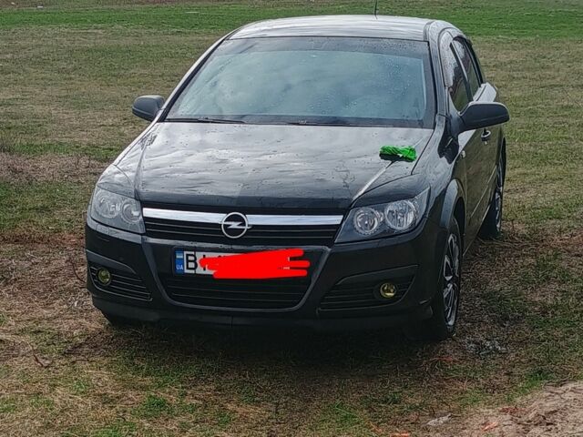 Чорний Опель Астра, об'ємом двигуна 1.4 л та пробігом 305 тис. км за 4900 $, фото 1 на Automoto.ua