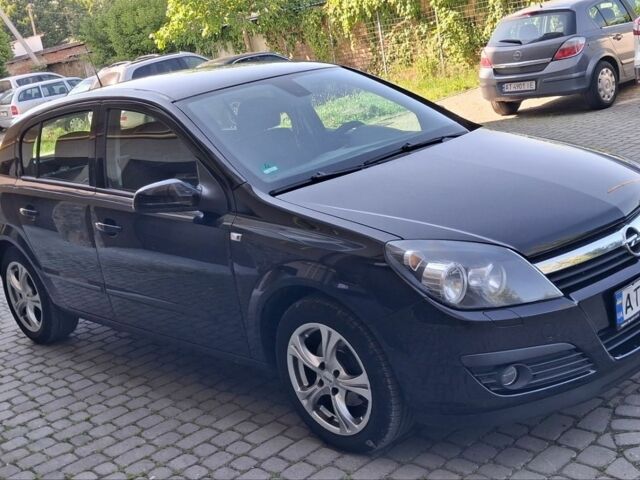 Чорний Опель Астра, об'ємом двигуна 1.6 л та пробігом 220 тис. км за 4550 $, фото 1 на Automoto.ua
