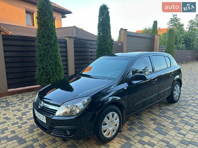 Чорний Опель Астра, об'ємом двигуна 1.6 л та пробігом 224 тис. км за 3900 $, фото 1 на Automoto.ua