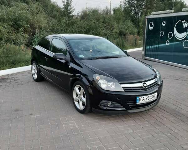 Черный Опель Астра, объемом двигателя 1.7 л и пробегом 167 тыс. км за 5600 $, фото 1 на Automoto.ua