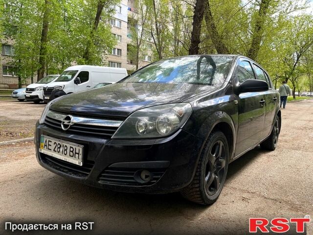 Черный Опель Астра, объемом двигателя 1.6 л и пробегом 203 тыс. км за 3600 $, фото 1 на Automoto.ua
