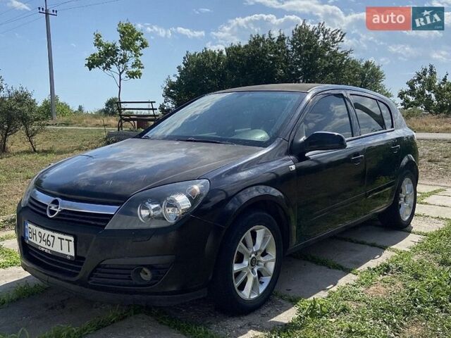 Черный Опель Астра, объемом двигателя 1.6 л и пробегом 320 тыс. км за 2600 $, фото 1 на Automoto.ua