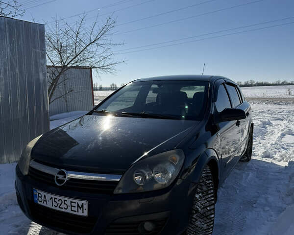 Черный Опель Астра, объемом двигателя 1.6 л и пробегом 204 тыс. км за 3800 $, фото 1 на Automoto.ua