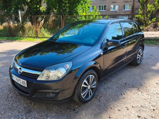 Чорний Опель Астра, об'ємом двигуна 1.6 л та пробігом 330 тис. км за 3847 $, фото 1 на Automoto.ua