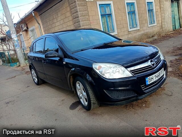 Черный Опель Астра, объемом двигателя 1.2 л и пробегом 270 тыс. км за 4800 $, фото 1 на Automoto.ua