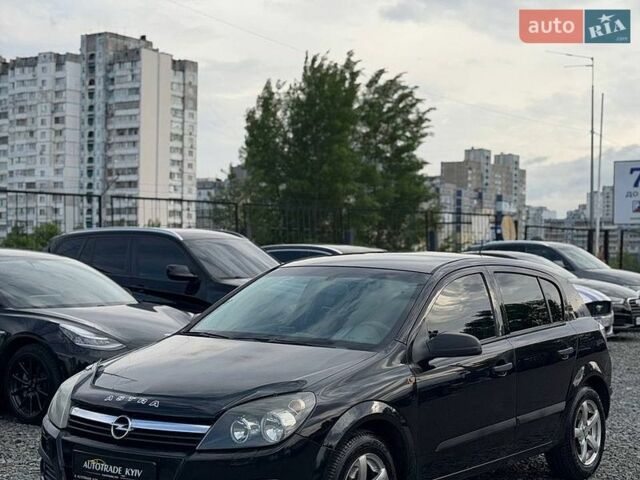 Черный Опель Астра, объемом двигателя 1.6 л и пробегом 186 тыс. км за 3600 $, фото 1 на Automoto.ua