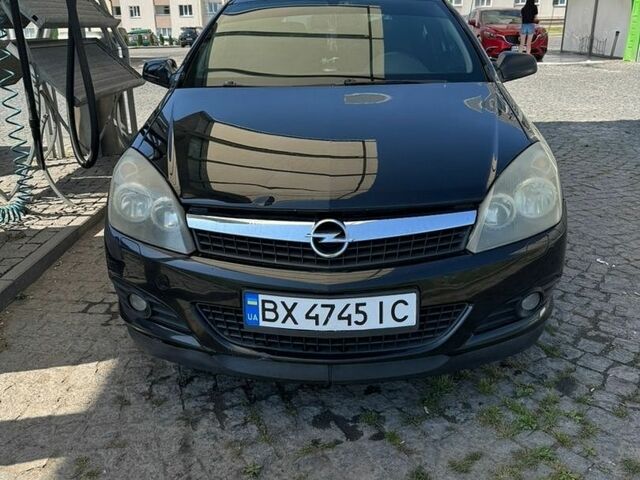Чорний Опель Астра, об'ємом двигуна 1.6 л та пробігом 215 тис. км за 5000 $, фото 1 на Automoto.ua