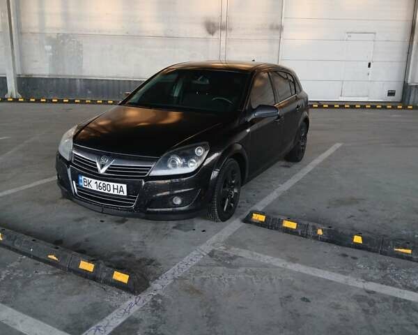 Чорний Опель Астра, об'ємом двигуна 1.8 л та пробігом 300 тис. км за 5700 $, фото 1 на Automoto.ua