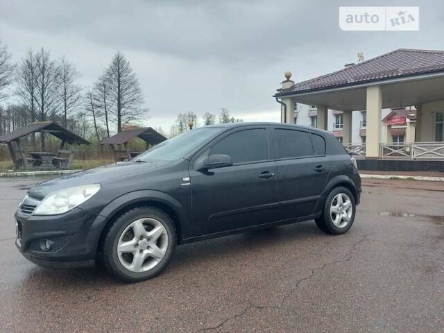 Черный Опель Астра, объемом двигателя 1.7 л и пробегом 218 тыс. км за 5500 $, фото 1 на Automoto.ua