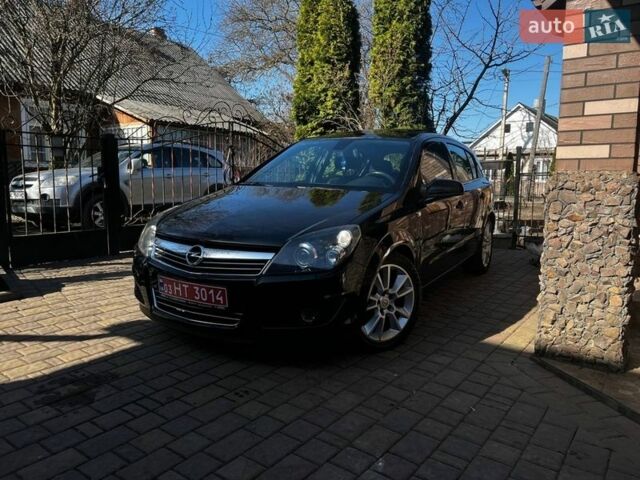 Чорний Опель Астра, об'ємом двигуна 1.8 л та пробігом 222 тис. км за 5600 $, фото 1 на Automoto.ua