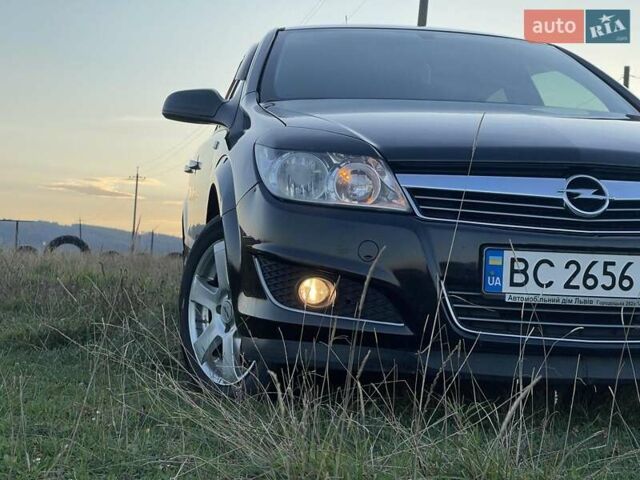 Чорний Опель Астра, об'ємом двигуна 1.4 л та пробігом 213 тис. км за 4999 $, фото 1 на Automoto.ua