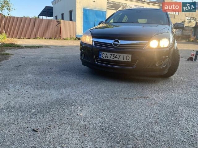 Чорний Опель Астра, об'ємом двигуна 1.6 л та пробігом 288 тис. км за 4263 $, фото 1 на Automoto.ua