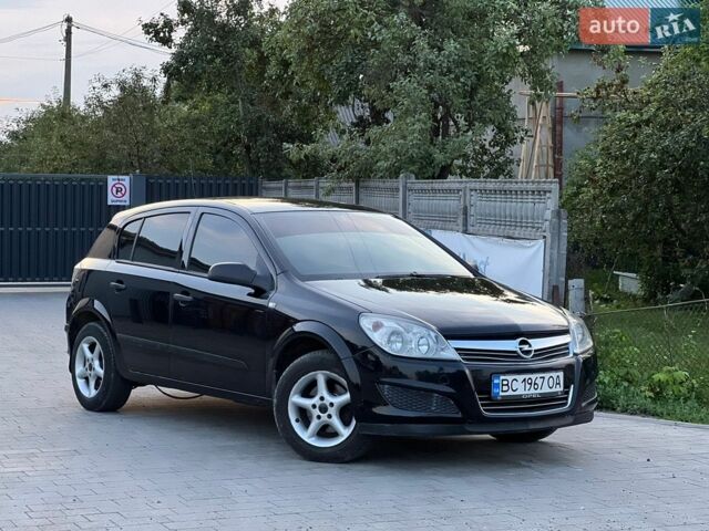 Черный Опель Астра, объемом двигателя 1.25 л и пробегом 284 тыс. км за 2999 $, фото 1 на Automoto.ua