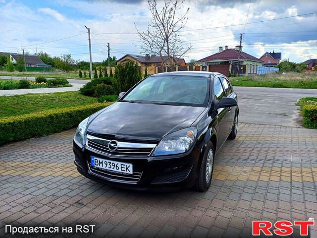 Черный Опель Астра, объемом двигателя 1.4 л и пробегом 211 тыс. км за 6000 $, фото 1 на Automoto.ua