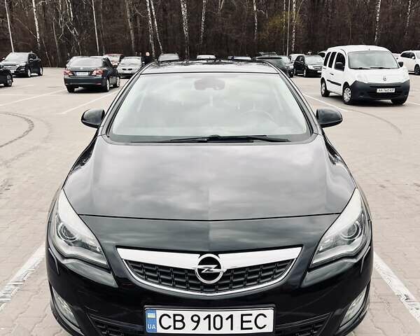Черный Опель Астра, объемом двигателя 1.69 л и пробегом 216 тыс. км за 7800 $, фото 1 на Automoto.ua