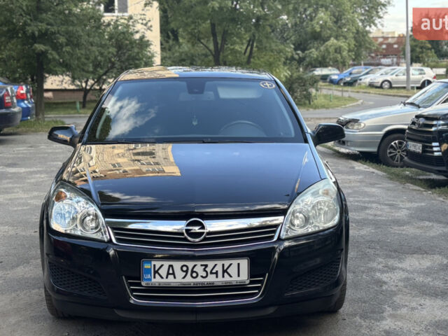 Черный Опель Астра, объемом двигателя 1.6 л и пробегом 263 тыс. км за 4500 $, фото 1 на Automoto.ua