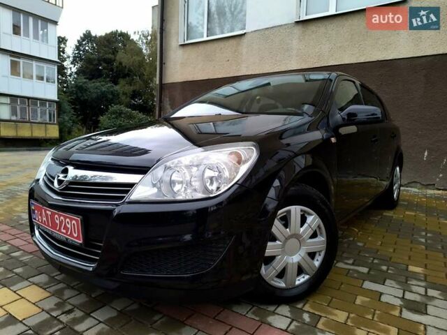 Чорний Опель Астра, об'ємом двигуна 1.6 л та пробігом 255 тис. км за 4799 $, фото 1 на Automoto.ua