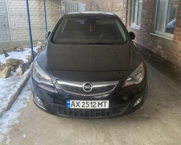 Чорний Опель Астра, об'ємом двигуна 1.36 л та пробігом 210 тис. км за 6500 $, фото 1 на Automoto.ua