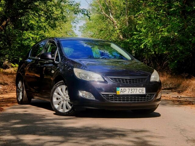 Чорний Опель Астра, об'ємом двигуна 1.4 л та пробігом 250 тис. км за 7000 $, фото 1 на Automoto.ua