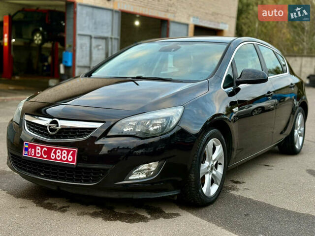 Опель Астра 2010 в Ровно на Automoto.ua Черный Опель Астра, объемом двигателя 1.4 л и пробегом 147 тыс. км за 6499 $, фото 1 на Automoto.ua