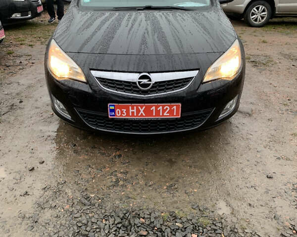 Черный Опель Астра, объемом двигателя 1.6 л и пробегом 245 тыс. км за 6600 $, фото 1 на Automoto.ua
