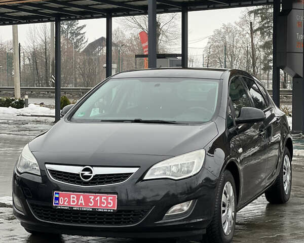 Чорний Опель Астра, об'ємом двигуна 1.6 л та пробігом 174 тис. км за 7200 $, фото 1 на Automoto.ua