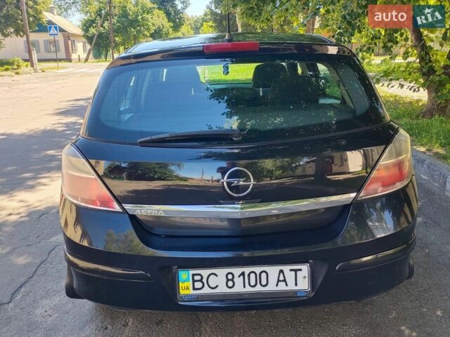 Чорний Опель Астра, об'ємом двигуна 1.36 л та пробігом 264 тис. км за 5500 $, фото 1 на Automoto.ua