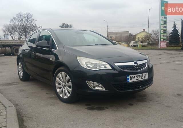 Черный Опель Астра, объемом двигателя 1.36 л и пробегом 256 тыс. км за 6150 $, фото 1 на Automoto.ua