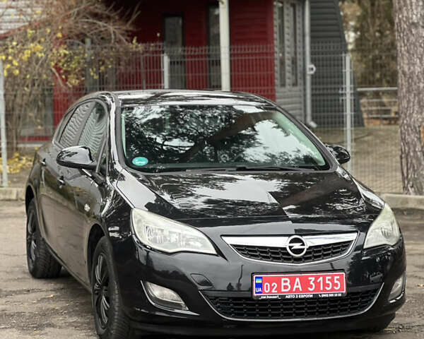 Черный Опель Астра, объемом двигателя 1.6 л и пробегом 174 тыс. км за 7500 $, фото 1 на Automoto.ua