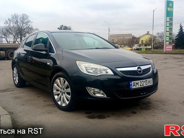 Черный Опель Астра, объемом двигателя 1.4 л и пробегом 256 тыс. км за 6150 $, фото 1 на Automoto.ua