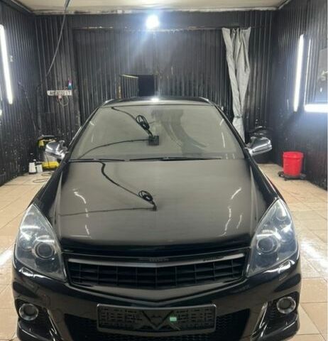 Чорний Опель Астра, об'ємом двигуна 2 л та пробігом 227 тис. км за 7900 $, фото 1 на Automoto.ua