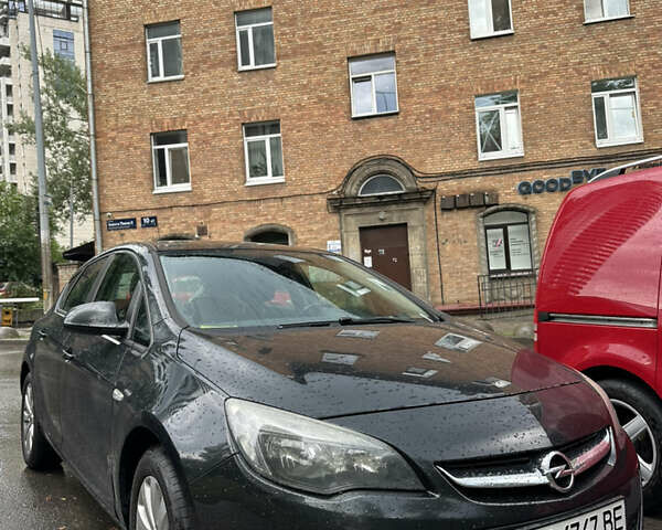 Опель Астра 2012 у Києві на Automoto.ua Чорний Опель Астра, об'ємом двигуна 1.7 л та пробігом 284 тис. км за 7500 $, фото 1 на Automoto.ua